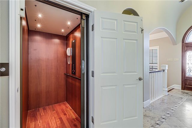 113 Bay Ct, Aransas Pass, TX 78336