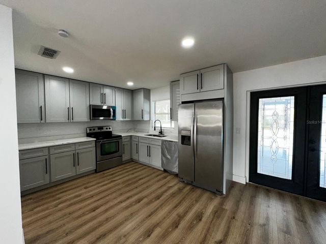 933 WINDSOR STREET, Lakeland, FL 33803