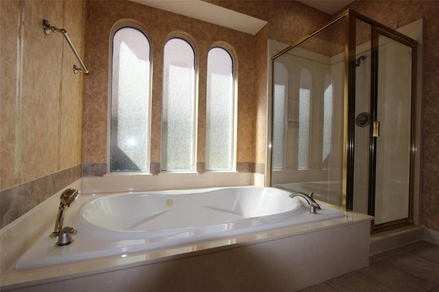 1410 Caine Hill Court, League City, TX 77573