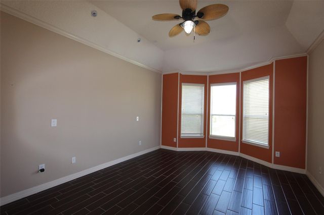 1410 Caine Hill Court, League City, TX 77573