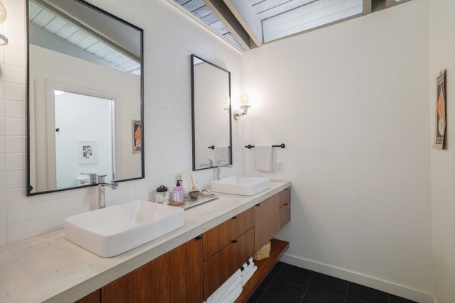 5800 Lookout Mountain DR, Austin, TX 78731