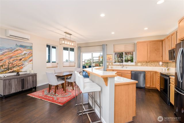 21 American Eagle Drive, Sequim, WA 98382