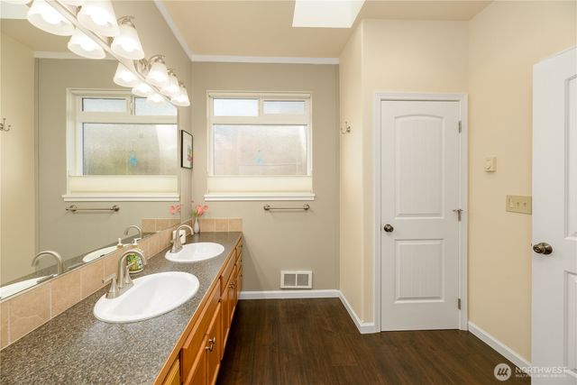 21 American Eagle Drive, Sequim, WA 98382