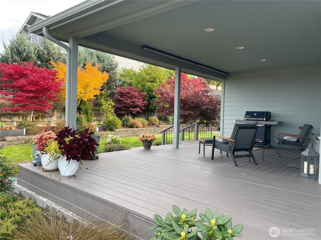 21 American Eagle Drive, Sequim, WA 98382