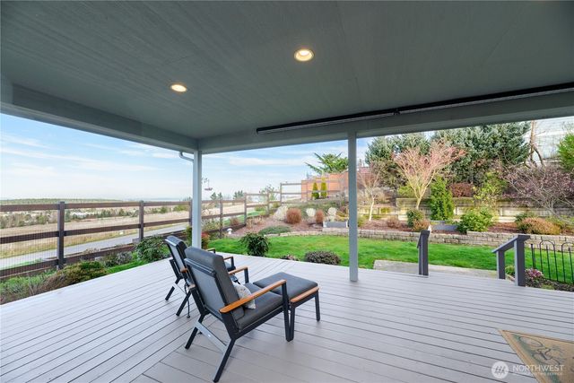 21 American Eagle Drive, Sequim, WA 98382