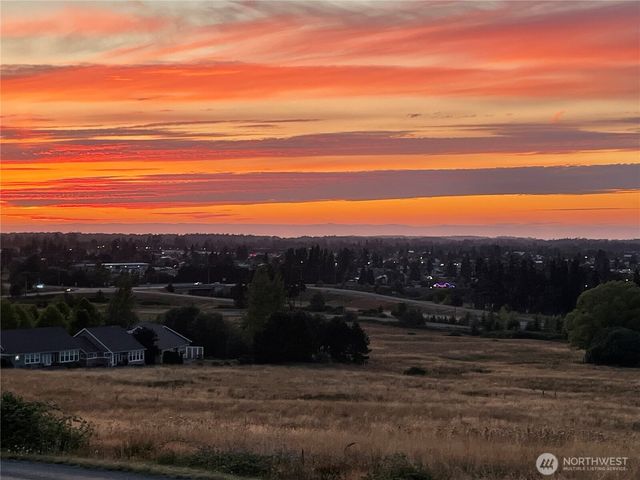 21 American Eagle Drive, Sequim, WA 98382