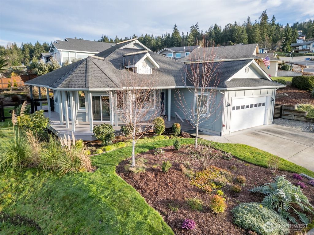 21 American Eagle Drive, Sequim, WA 98382