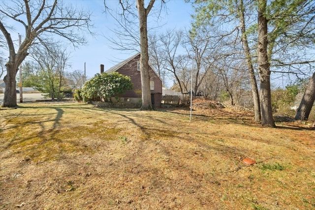 7 Cedar Cir, Randolph, MA 02368