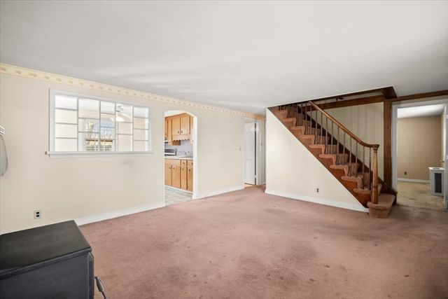 7 Cedar Cir, Randolph, MA 02368