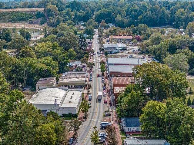 285 Highlands Chase, Ball Ground, GA 30107