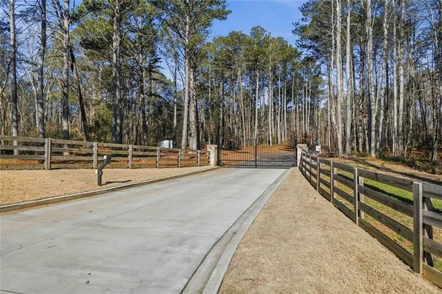 285 Highlands Chase, Ball Ground, GA 30107