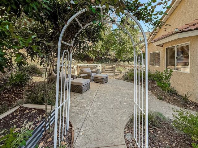 3427 Woodburn Avenue, Westlake Village, CA 91361