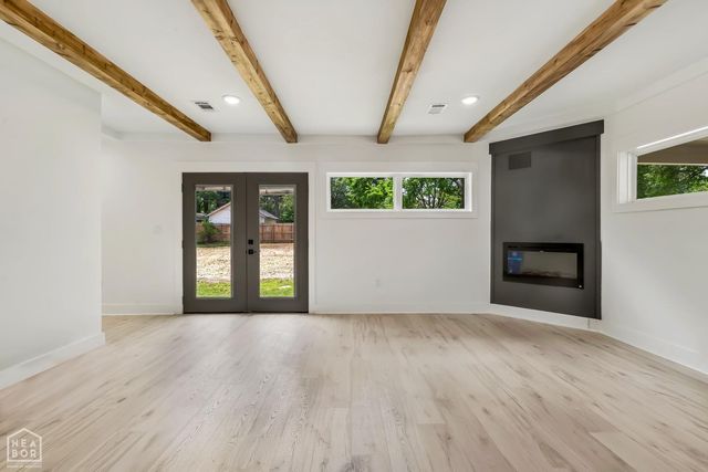 2005 Wood Street, Jonesboro, AR 72401