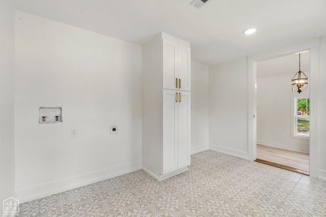 2005 Wood Street, Jonesboro, AR 72401