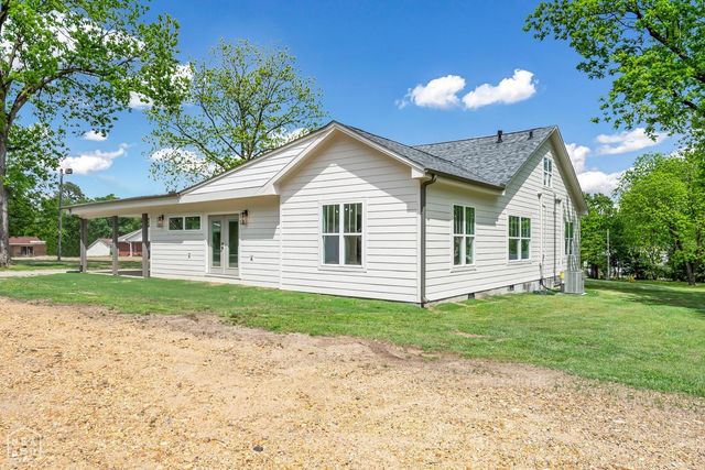 2005 Wood Street, Jonesboro, AR 72401