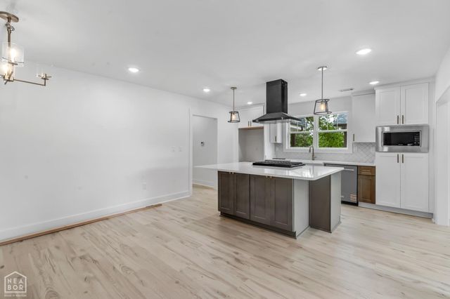 2005 Wood Street, Jonesboro, AR 72401