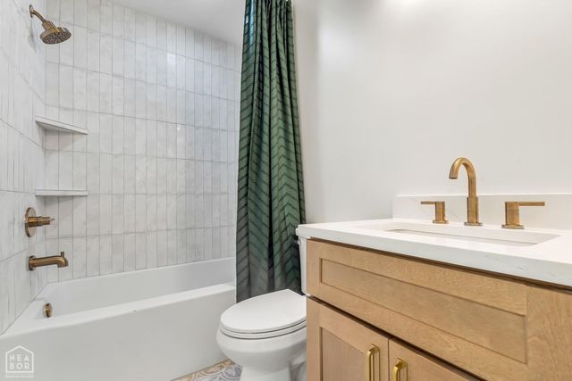 2005 Wood Street, Jonesboro, AR 72401