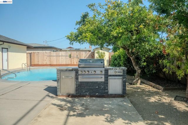 767 Lemos Ave, Salinas, CA 93901