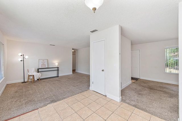 6530 Steffano Ct, Citrus Heights, CA 95621