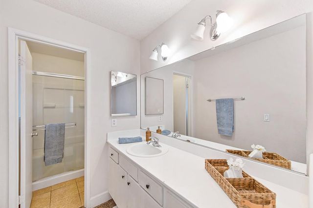 6530 Steffano Ct, Citrus Heights, CA 95621