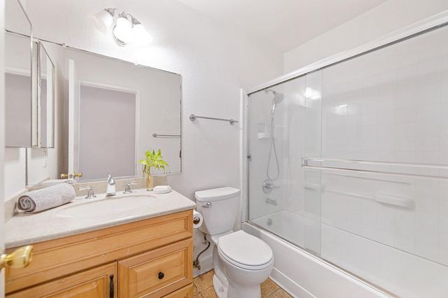 6530 Steffano Ct, Citrus Heights, CA 95621