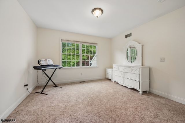 18 DOWNINGTOWN COURT, Warren Twp., NJ 07059