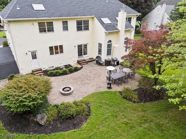 18 DOWNINGTOWN COURT, Warren Twp., NJ 07059