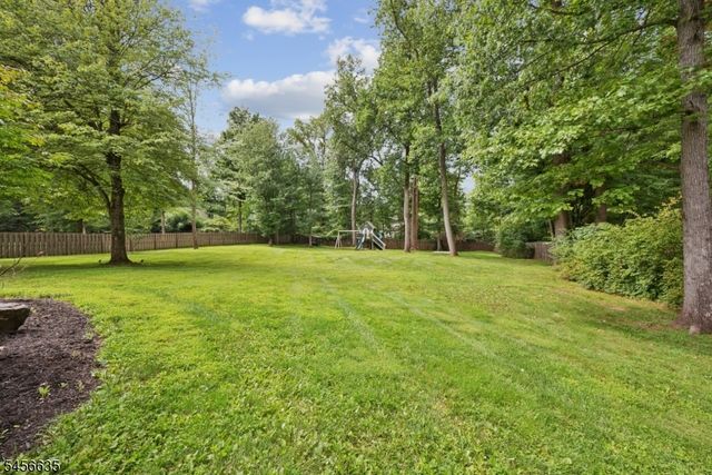 18 DOWNINGTOWN COURT, Warren Twp., NJ 07059