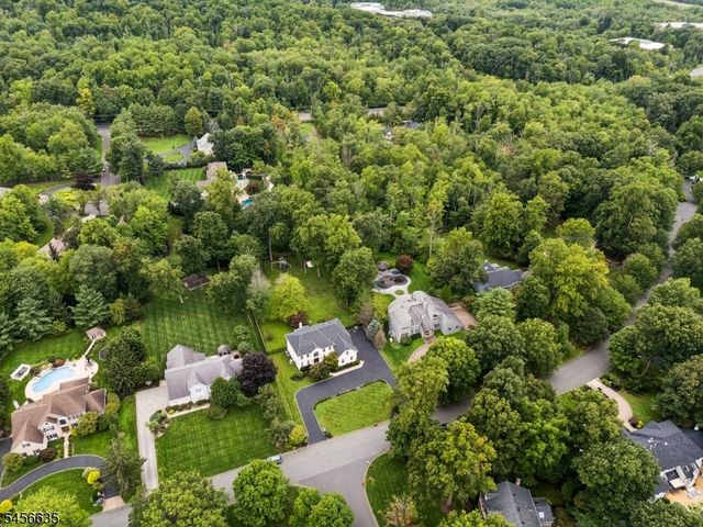 18 DOWNINGTOWN COURT, Warren Twp., NJ 07059