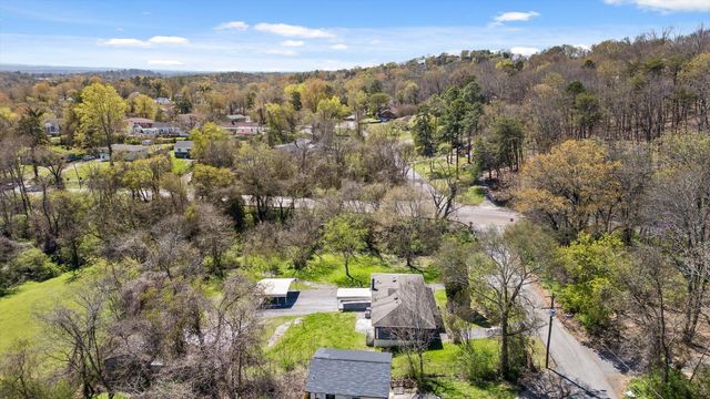 3000 Mary Walker Place, Chattanooga, TN 37411