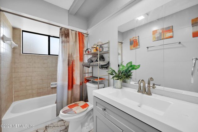 6420 DIAMOND LEAF Court N, Jacksonville, FL 32244