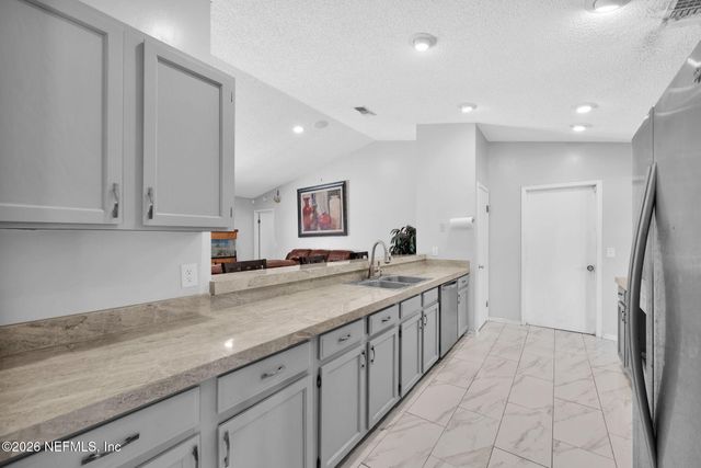 6420 DIAMOND LEAF Court N, Jacksonville, FL 32244