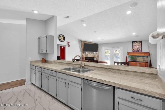 6420 DIAMOND LEAF Court N, Jacksonville, FL 32244