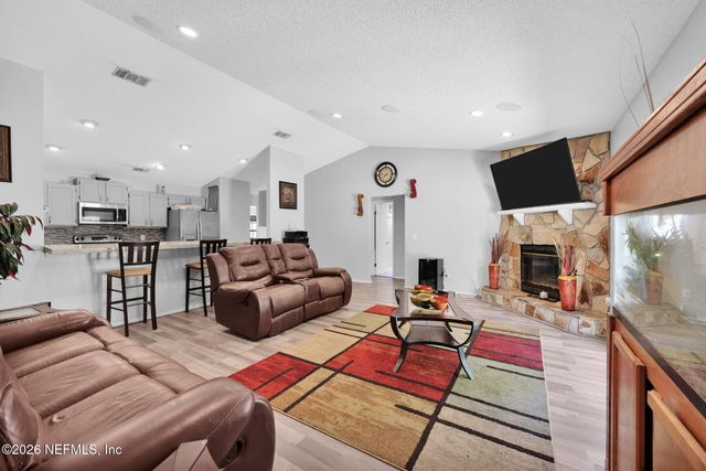 6420 DIAMOND LEAF Court N, Jacksonville, FL 32244