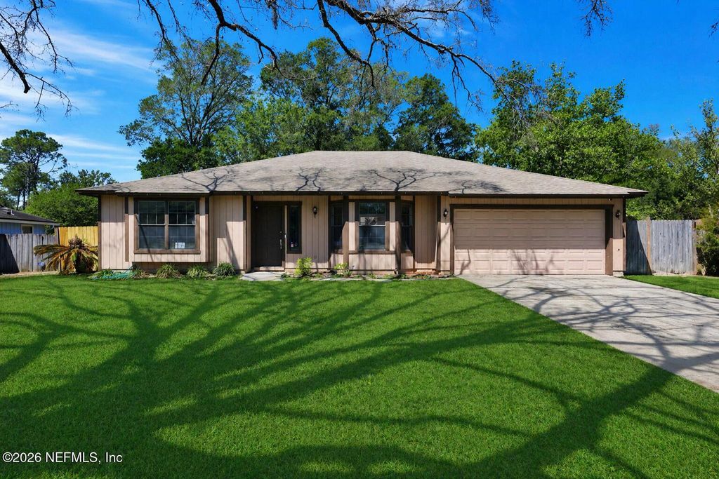 6420 DIAMOND LEAF Court N, Jacksonville, FL 32244