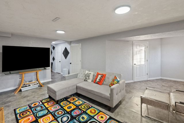 712 FAIRFIELD Road, Port Byron, IL 61275