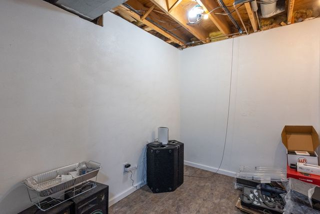 712 FAIRFIELD Road, Port Byron, IL 61275