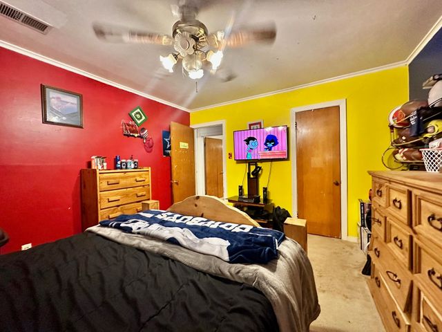 615 Carlisle Dr, Kilgore, TX 75662