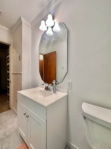 615 Carlisle Dr, Kilgore, TX 75662