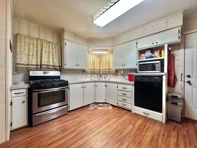 615 Carlisle Dr, Kilgore, TX 75662