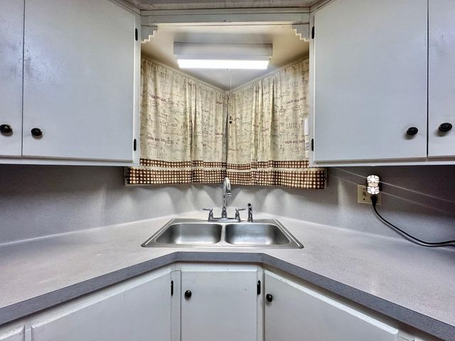 615 Carlisle Dr, Kilgore, TX 75662