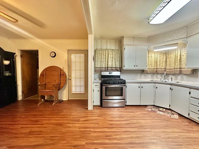 615 Carlisle Dr, Kilgore, TX 75662