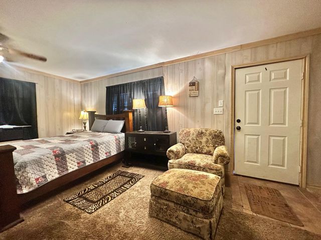 615 Carlisle Dr, Kilgore, TX 75662