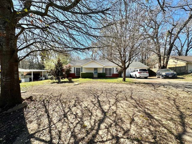 615 Carlisle Dr, Kilgore, TX 75662