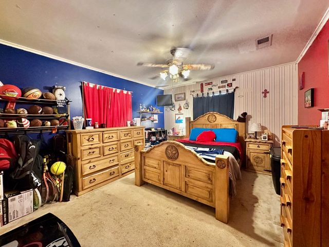 615 Carlisle Dr, Kilgore, TX 75662