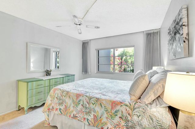 2320 SW 22nd Avenue 211, Delray Beach, FL 33445