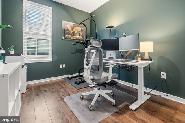 3104 PIERVIEW LN, Philadelphia, PA 19125