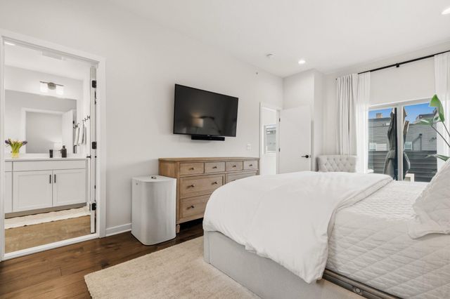 3104 PIERVIEW LN, Philadelphia, PA 19125