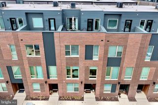 3104 PIERVIEW LN, Philadelphia, PA 19125