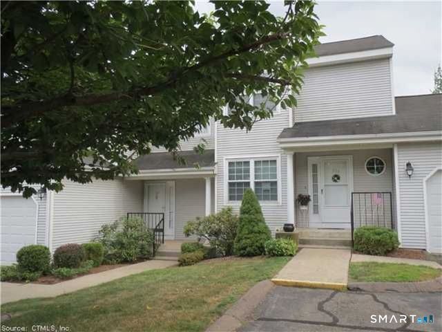 105 The Mews 105, Rocky Hill, CT 06067